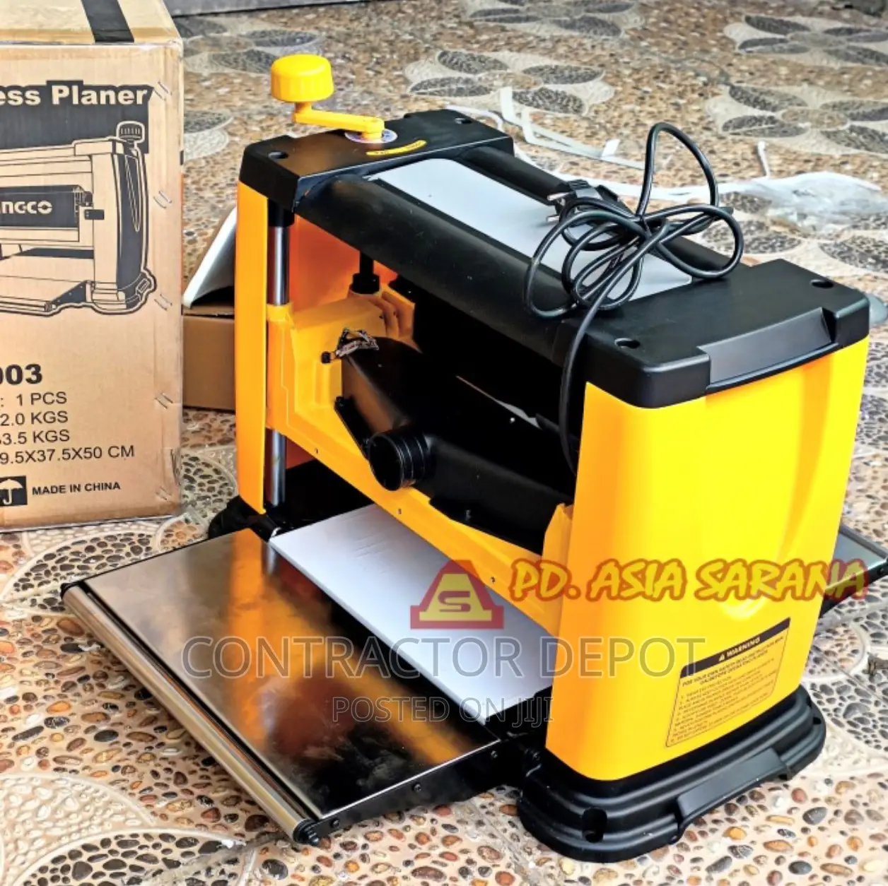 INDUSTRIAL Ingco Thickness Planer 1500W - ТР15003