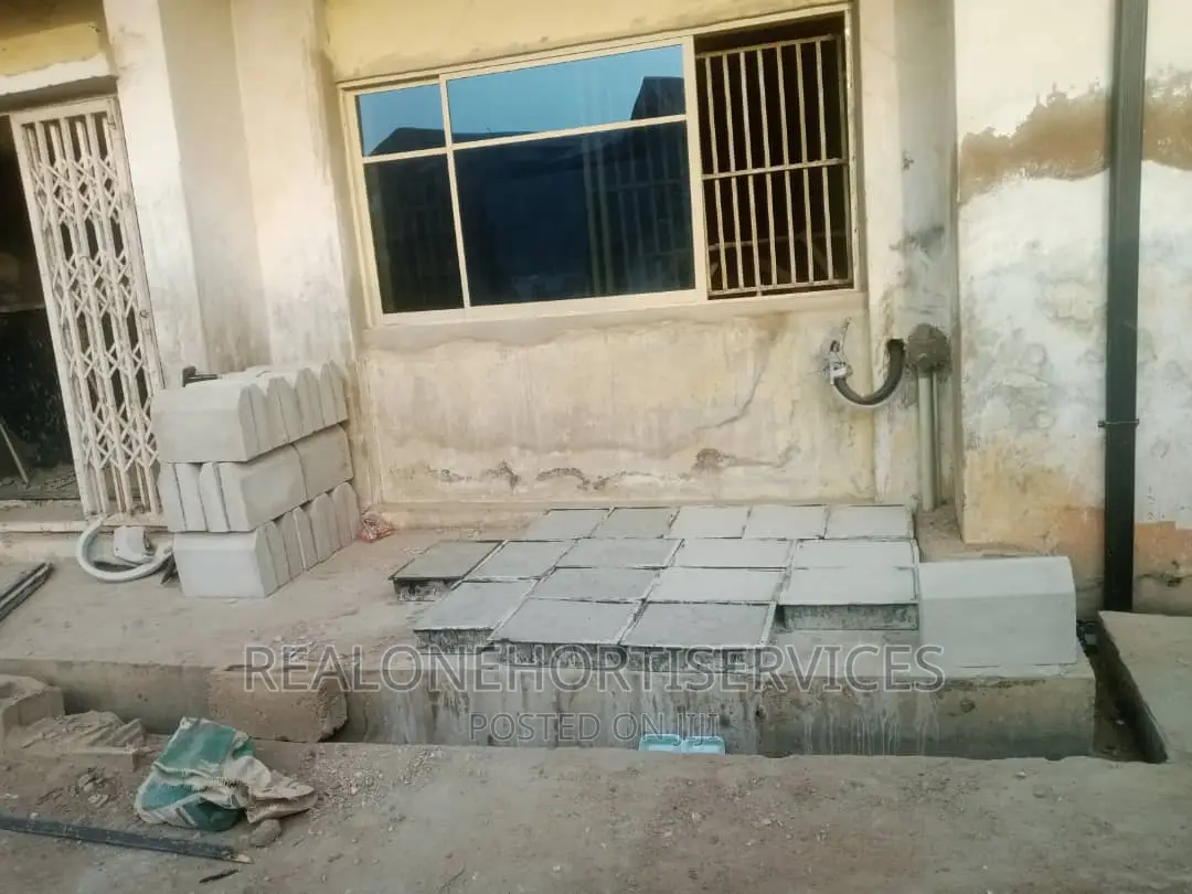Kerbs for Driveway, Walkway and Green Space