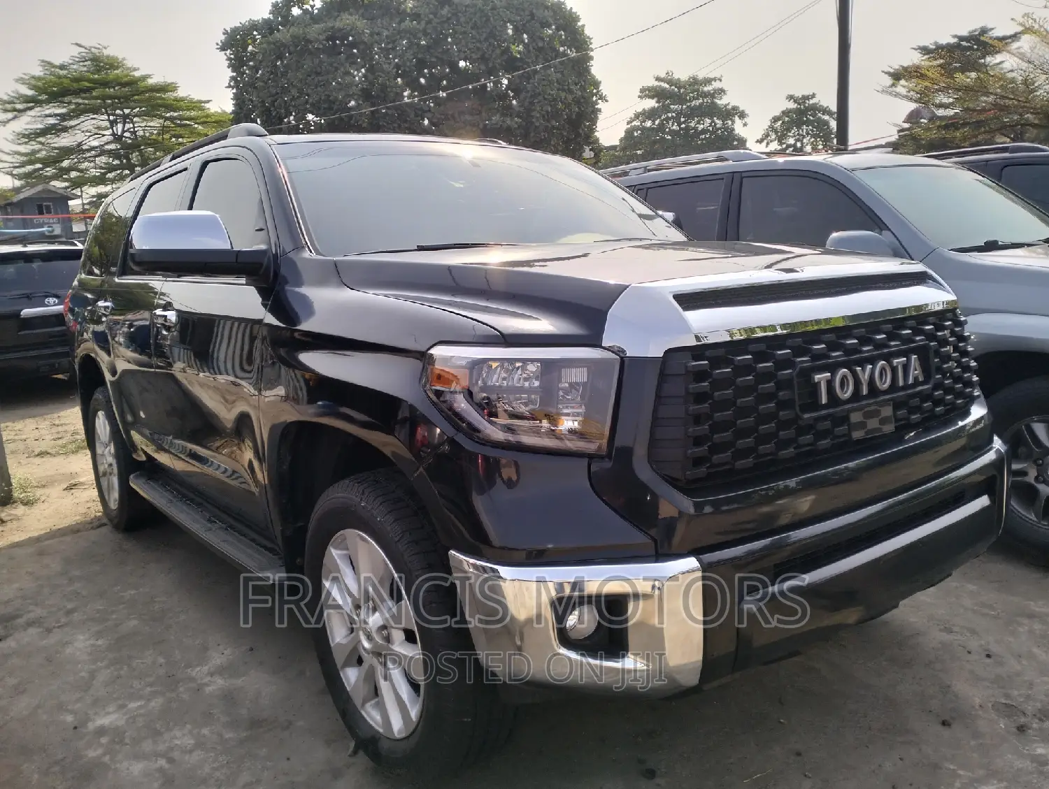 Toyota Sequoia Platinum 4x4 2018 Black