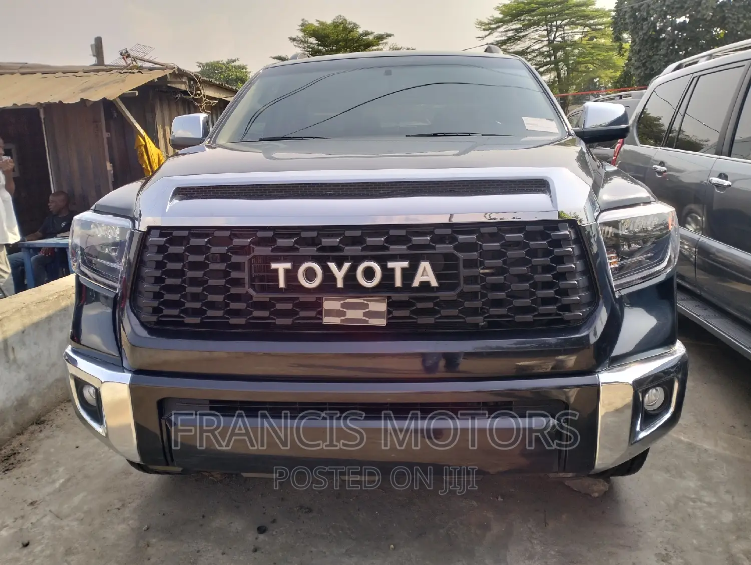 Toyota Sequoia Platinum 4x4 2018 Black