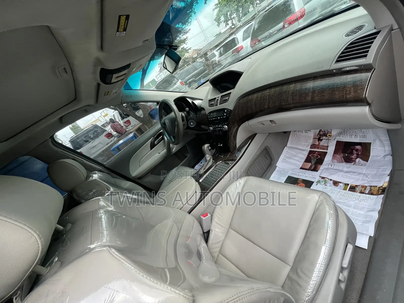 Acura MDX SUV 4dr AWD (3.7L 6cyl 6A) 2010 Gray
