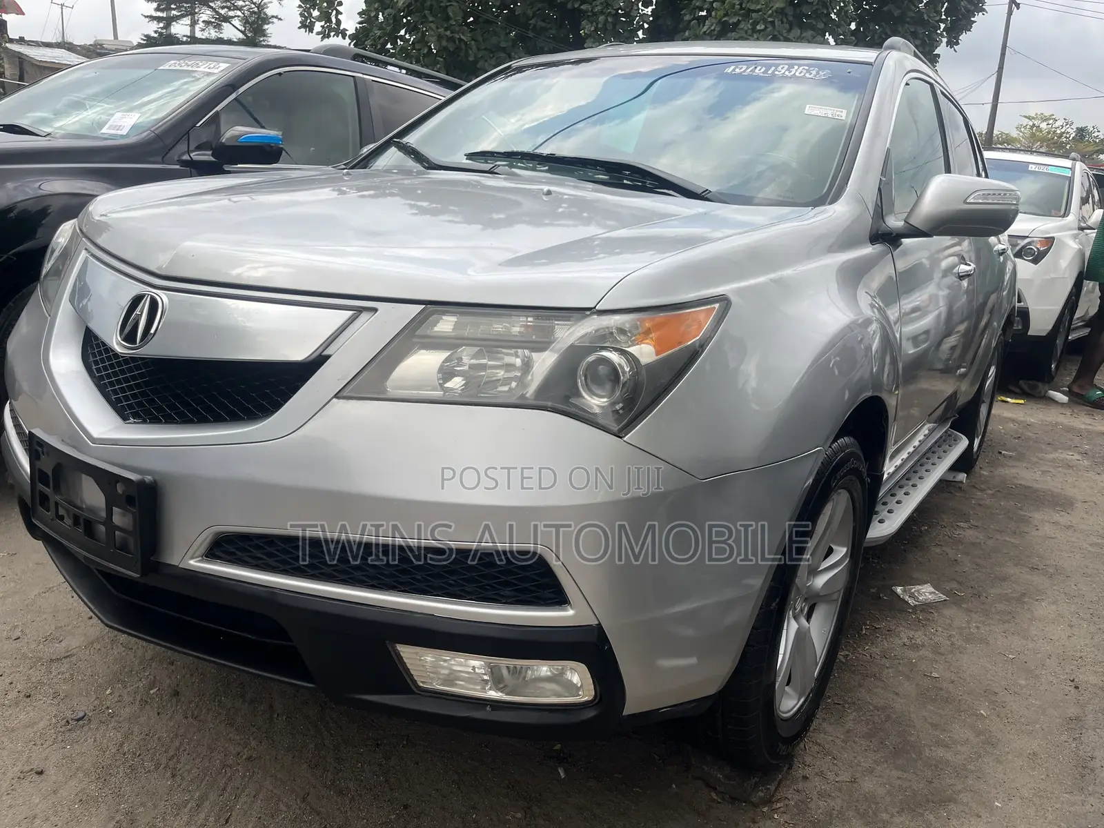 Acura MDX SUV 4dr AWD (3.7L 6cyl 6A) 2010 Silver