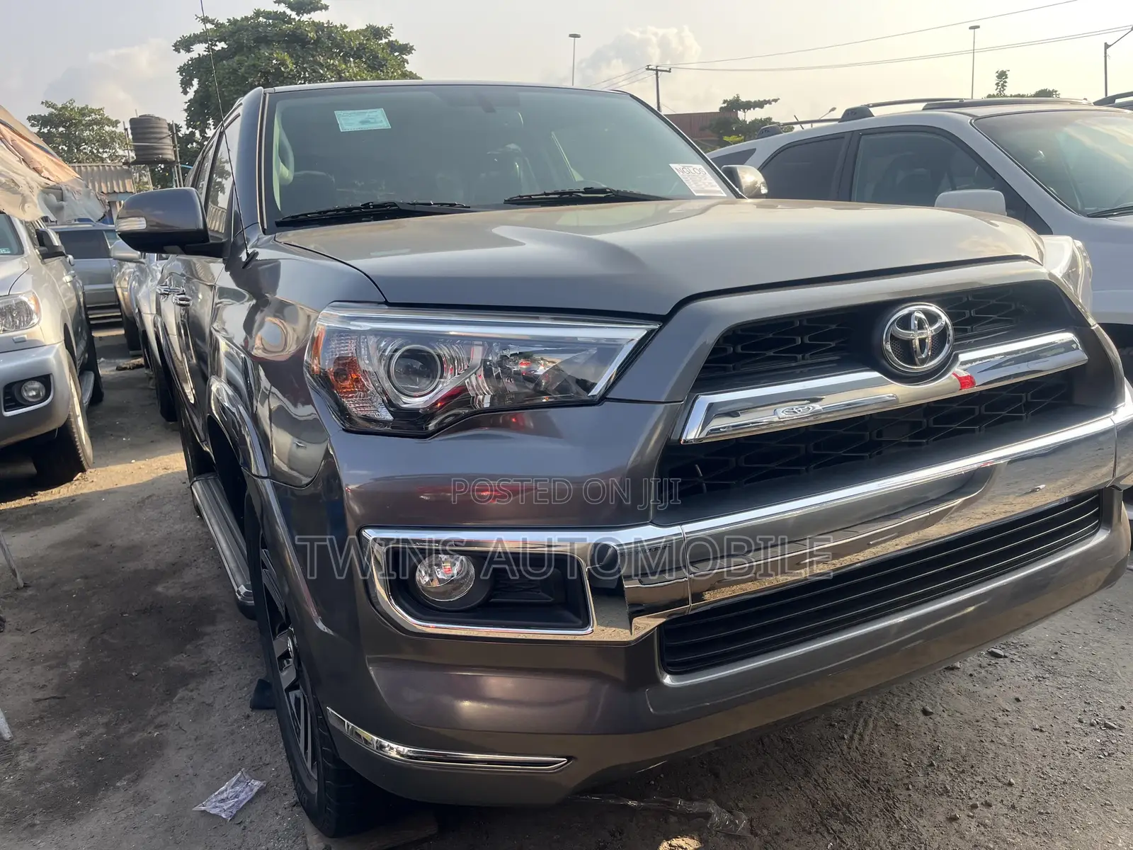 Toyota 4-Runner Limited 4X4 2013 Gray