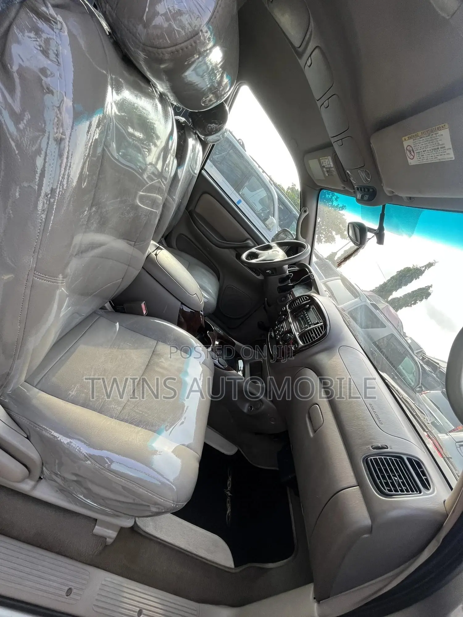 Toyota Sequoia 2004 Gold