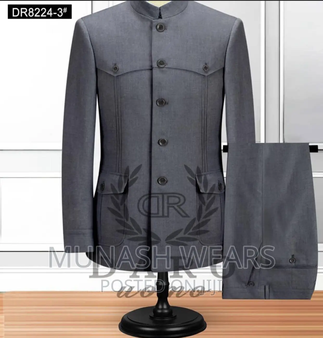Italian Origin Safari for Royal Men