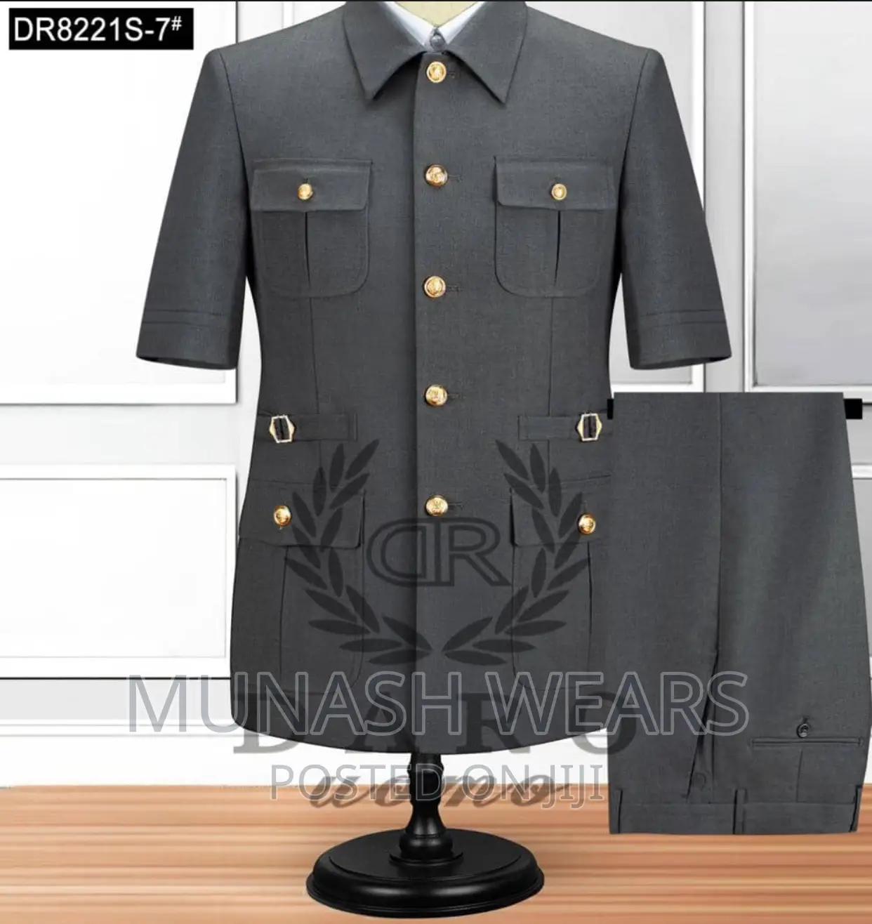 Italian Origin Safari for Royal Men