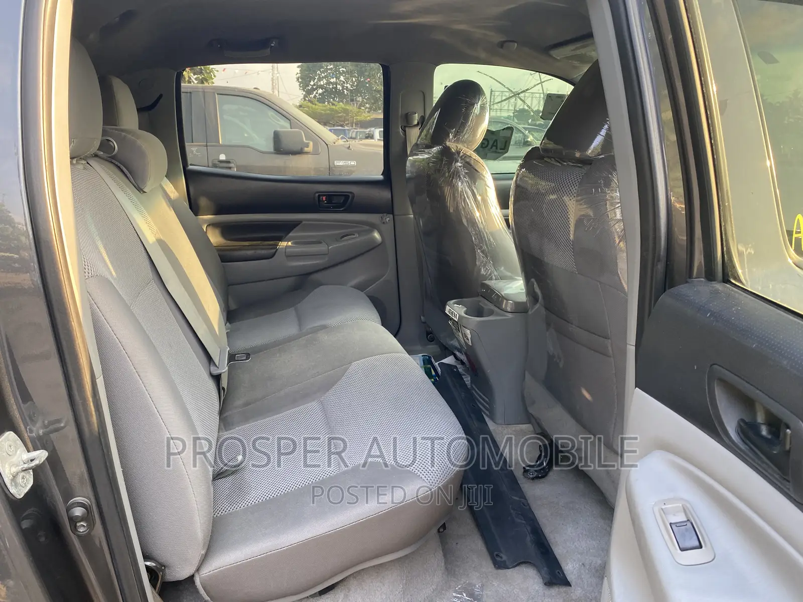 Toyota Tacoma 2011 Gray