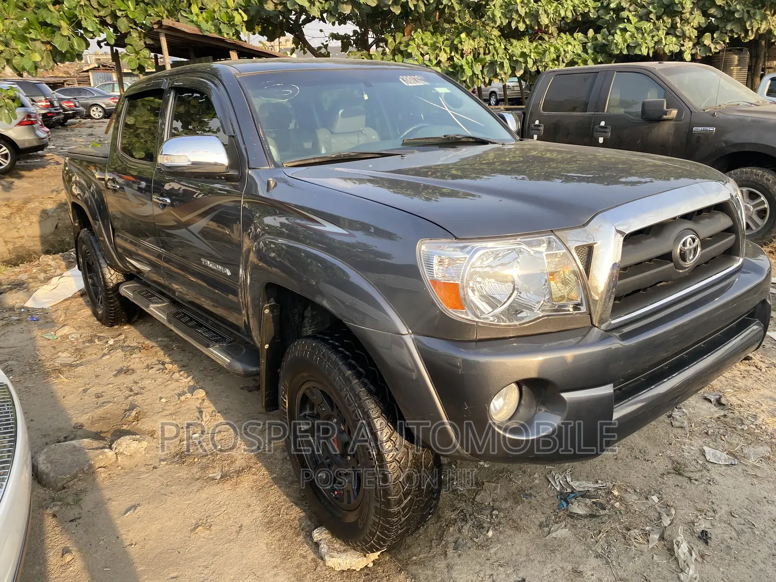 Toyota Tacoma 2011 Gray