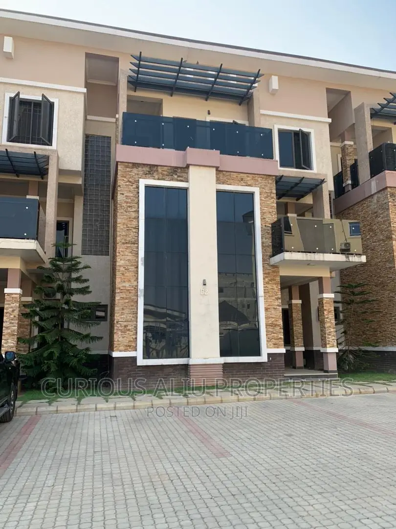 4bdrm Duplex in Jahi for rent