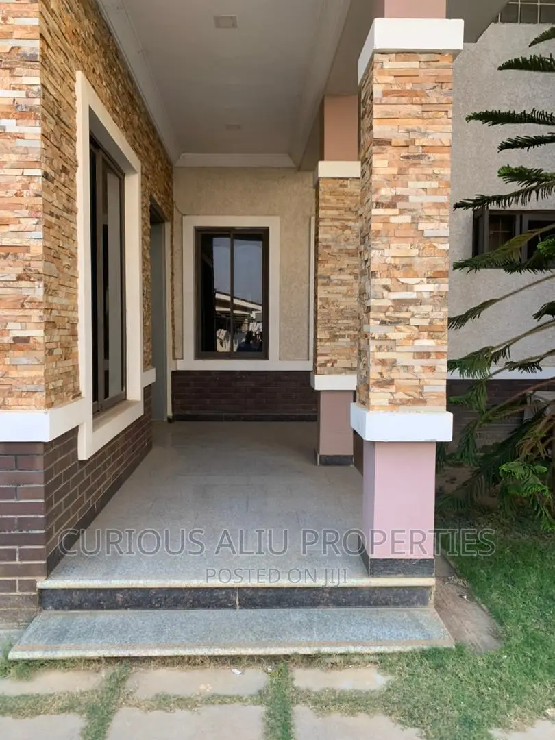 4bdrm Duplex in Jahi for rent
