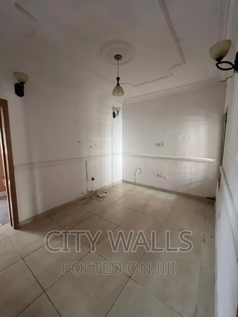 4bdrm Townhouse / Terrace in Richmond Estate, Ikate for rent