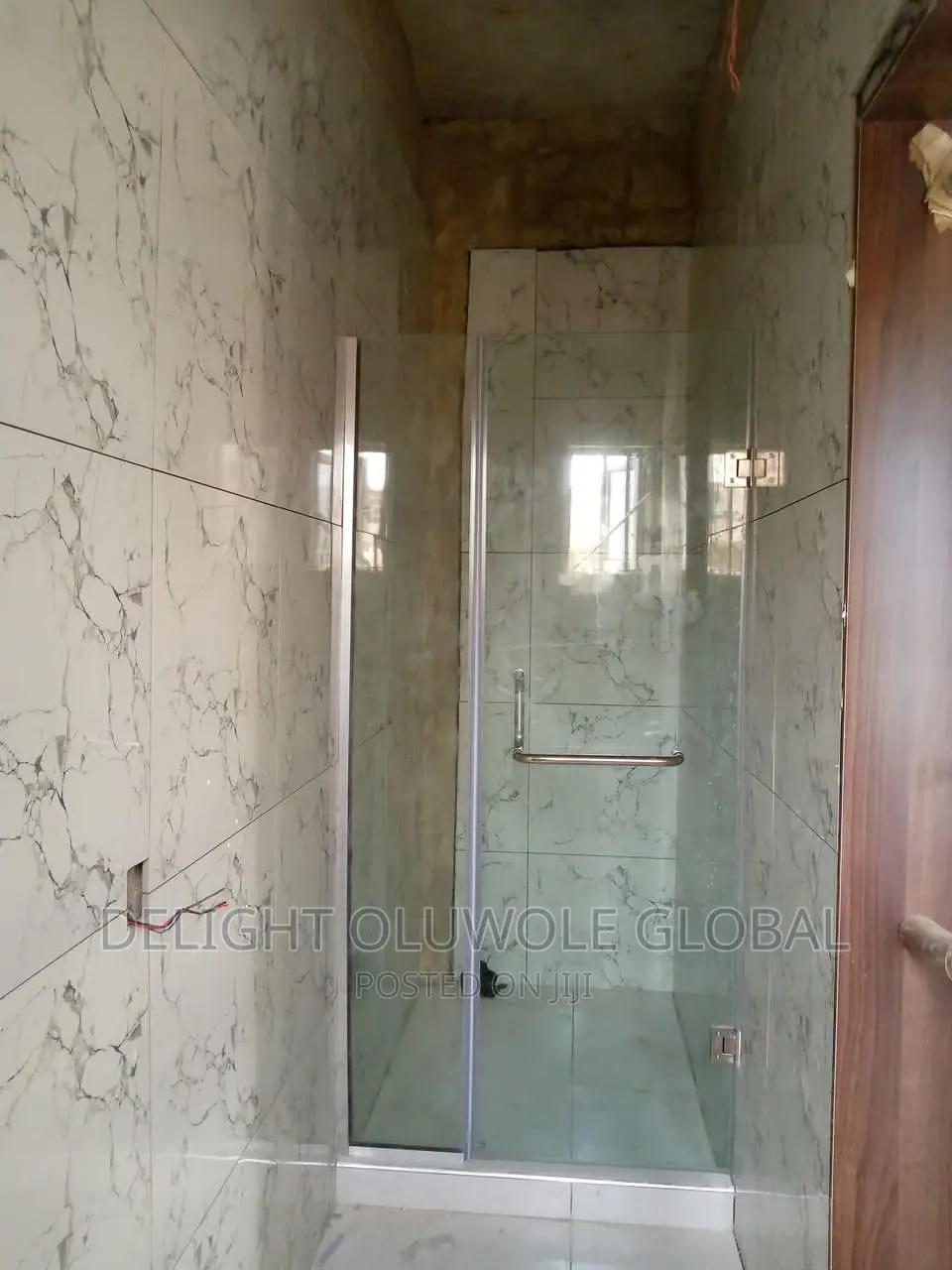 Toilet Cubicle Glass
