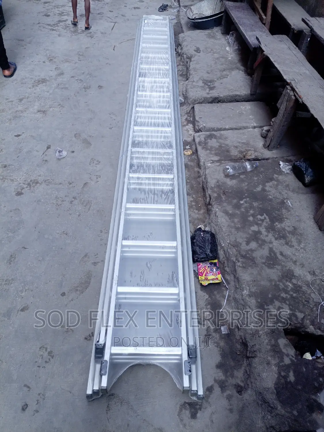 16*3 Steps Two Storey Ladder
