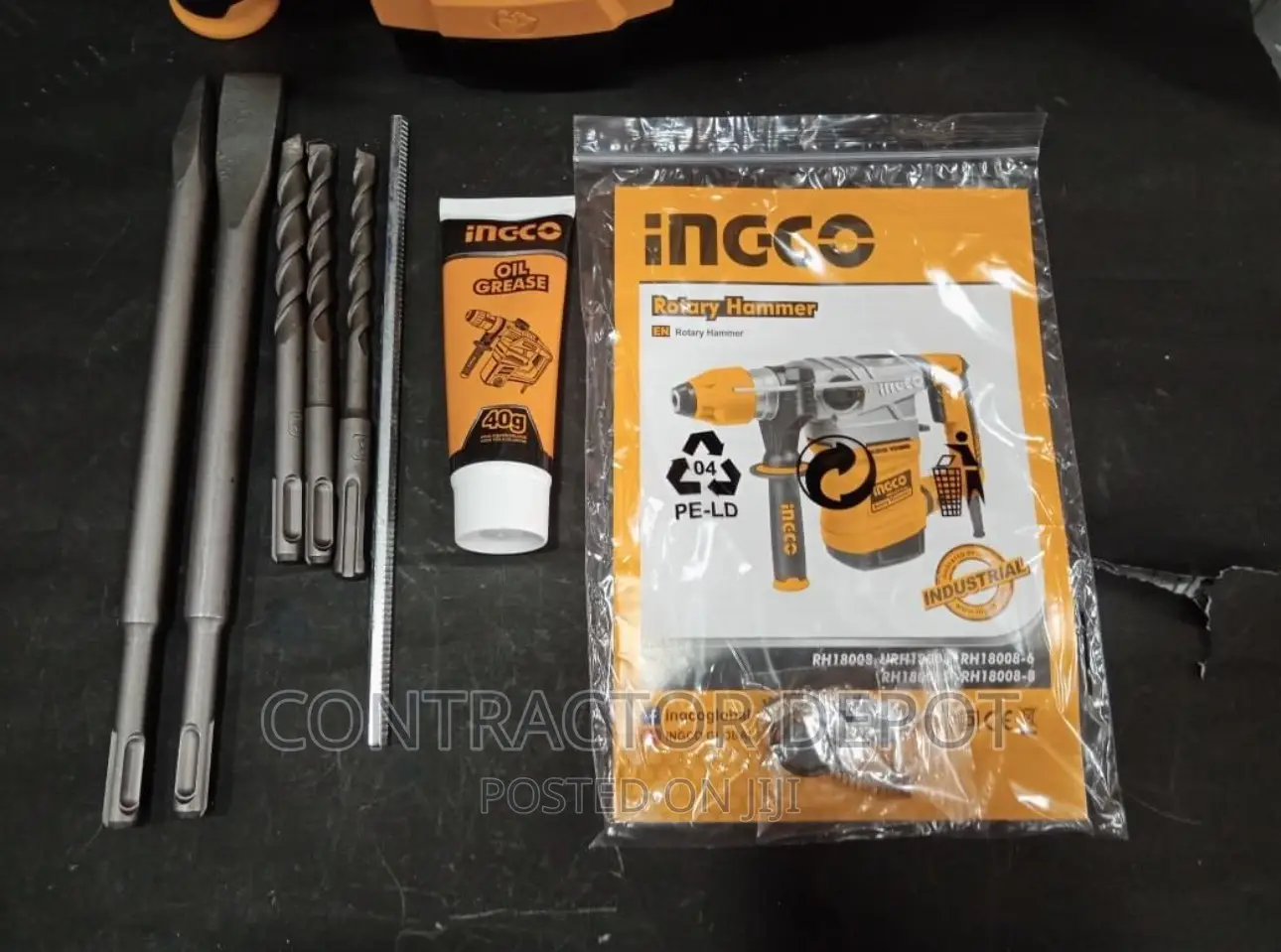 Ingco 1800w SDS Plus Chuck Rotary Hammer+ 3 Drills +2chisels