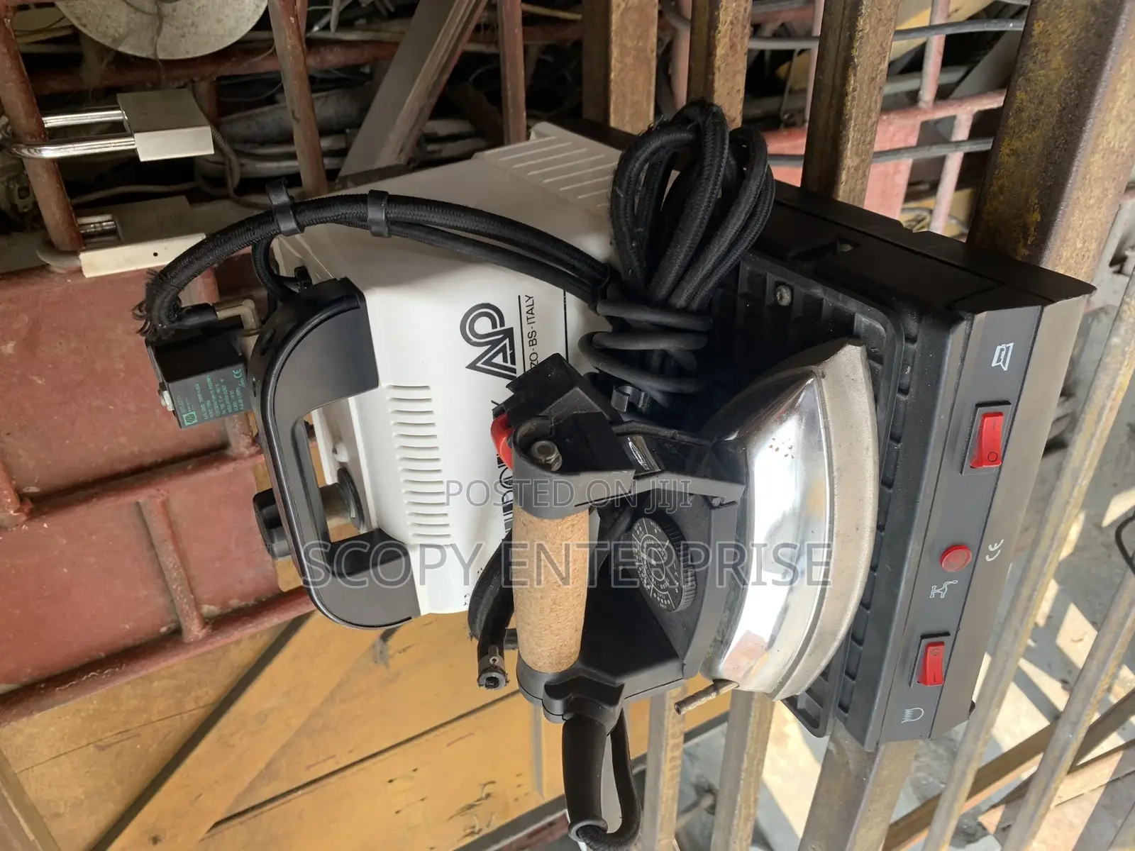 Industrial Ponny Baby Iron for Laundry and Fashion