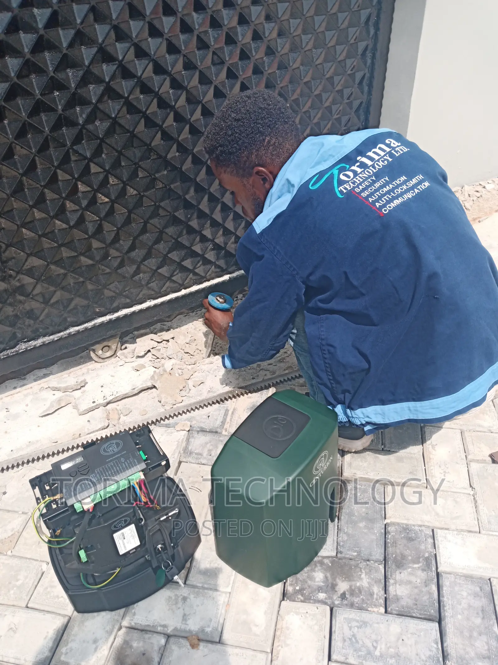 Installation Of Gate Automation