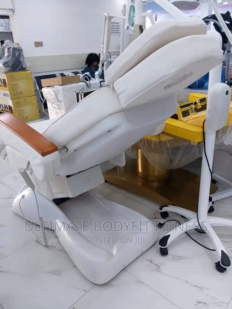 Brand New Luxury Massage Bed