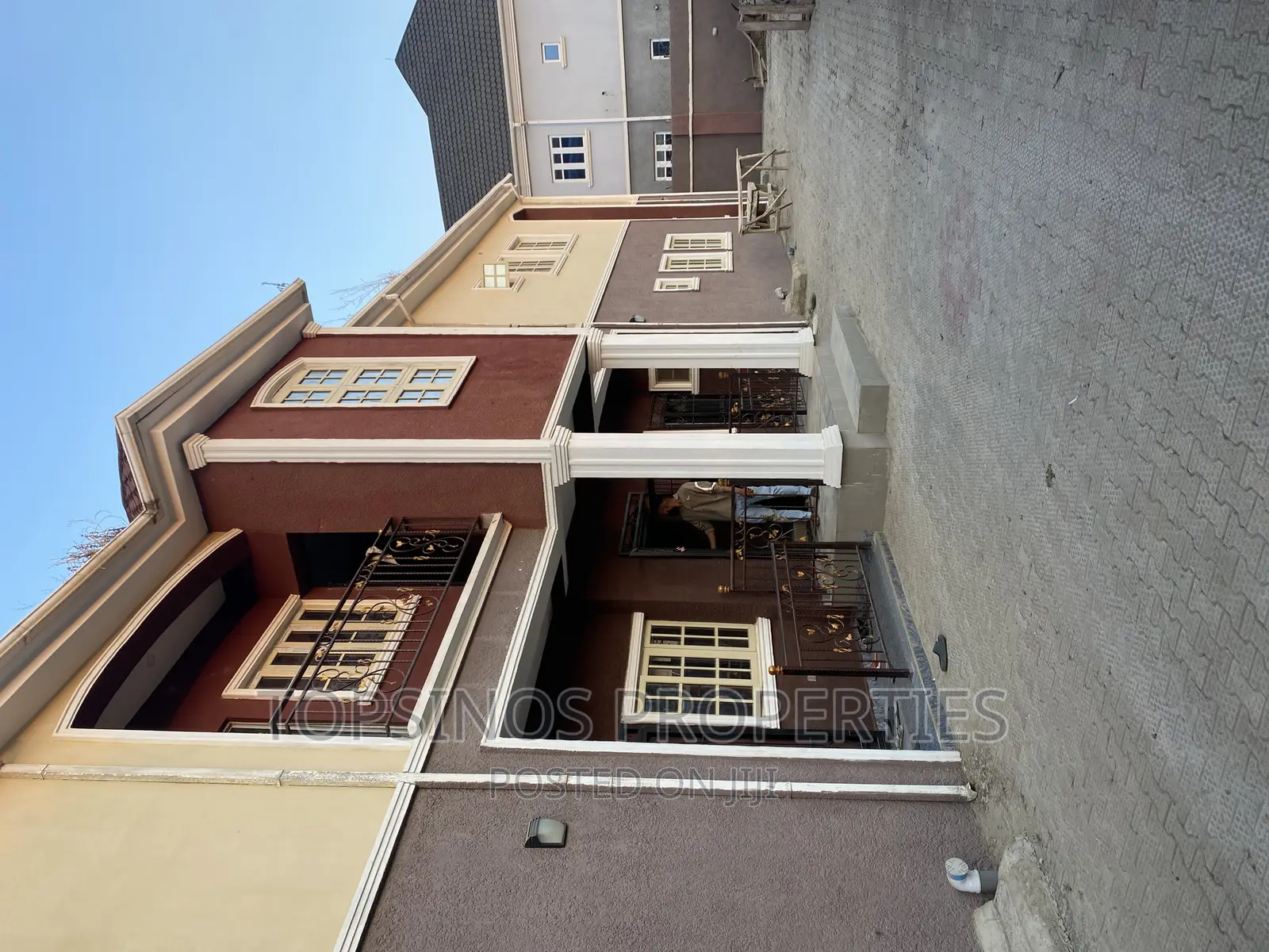 3bdrm Block of Flats in Dawaki for rent