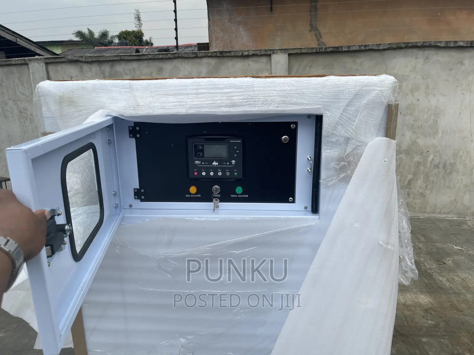 Perkins 150kva Soundproof Diesel Gen With 2years Warranty
