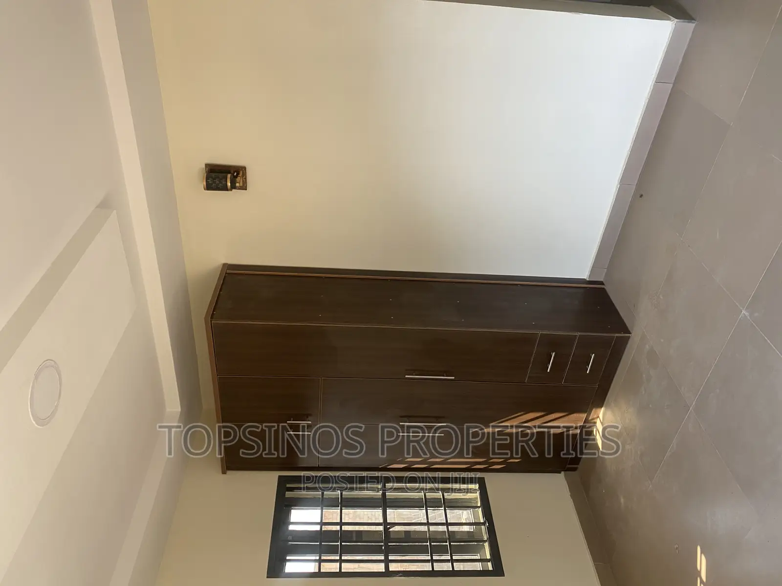 1bdrm Block of Flats in Dawaki for rent