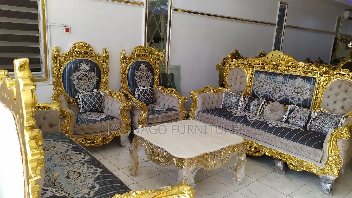 Kings and Queens Executive Golden Royal Sofa Chair