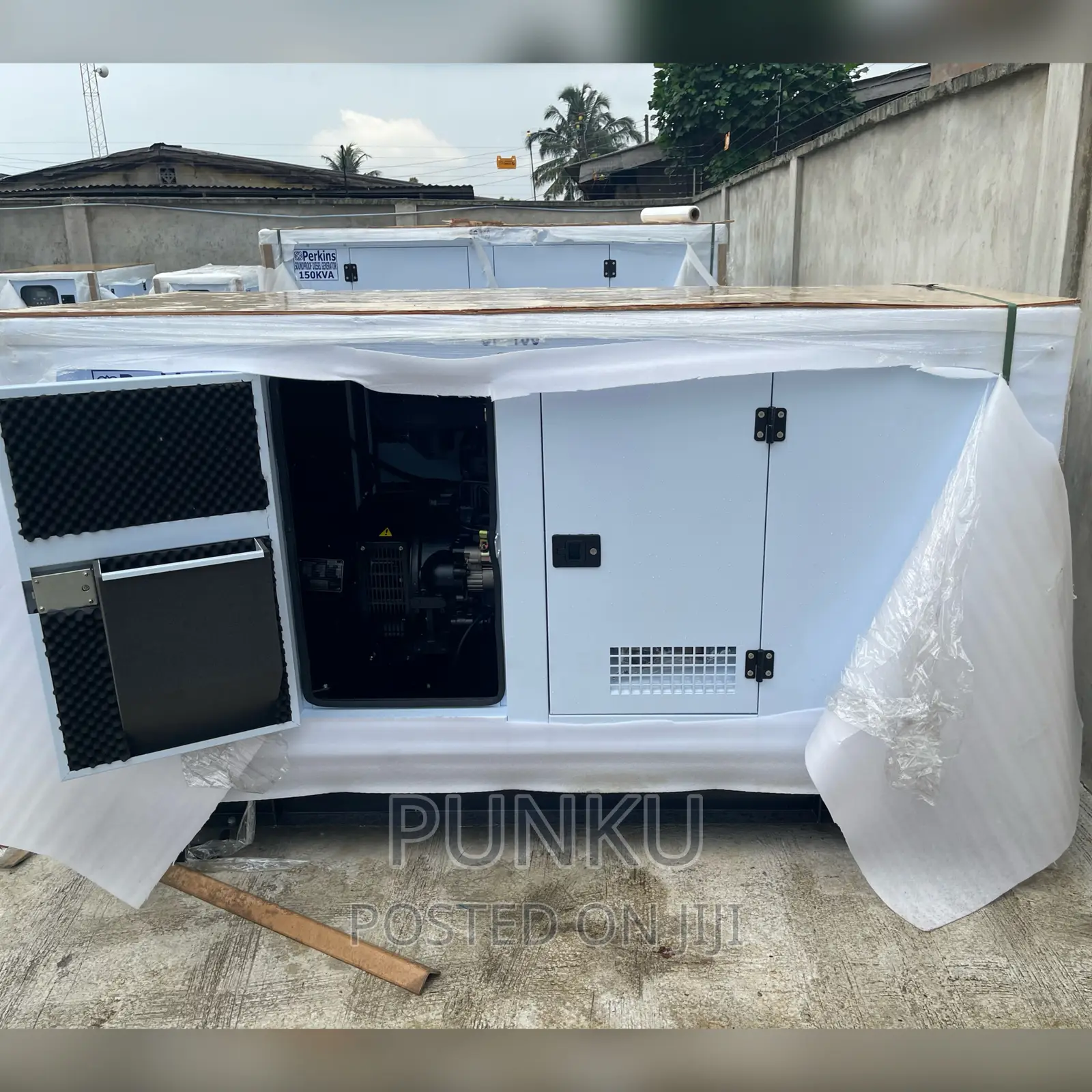 100kva__brand New Perkins Soundproof Diesel Lister Generator