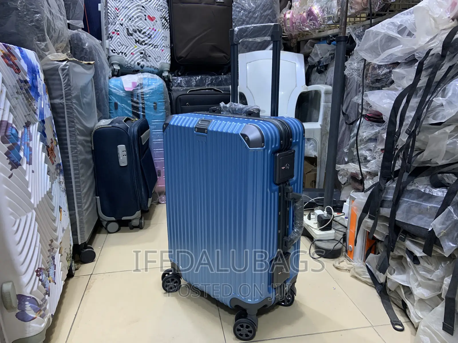 Small Size Quality Aluminum Frame Hand Luggage
