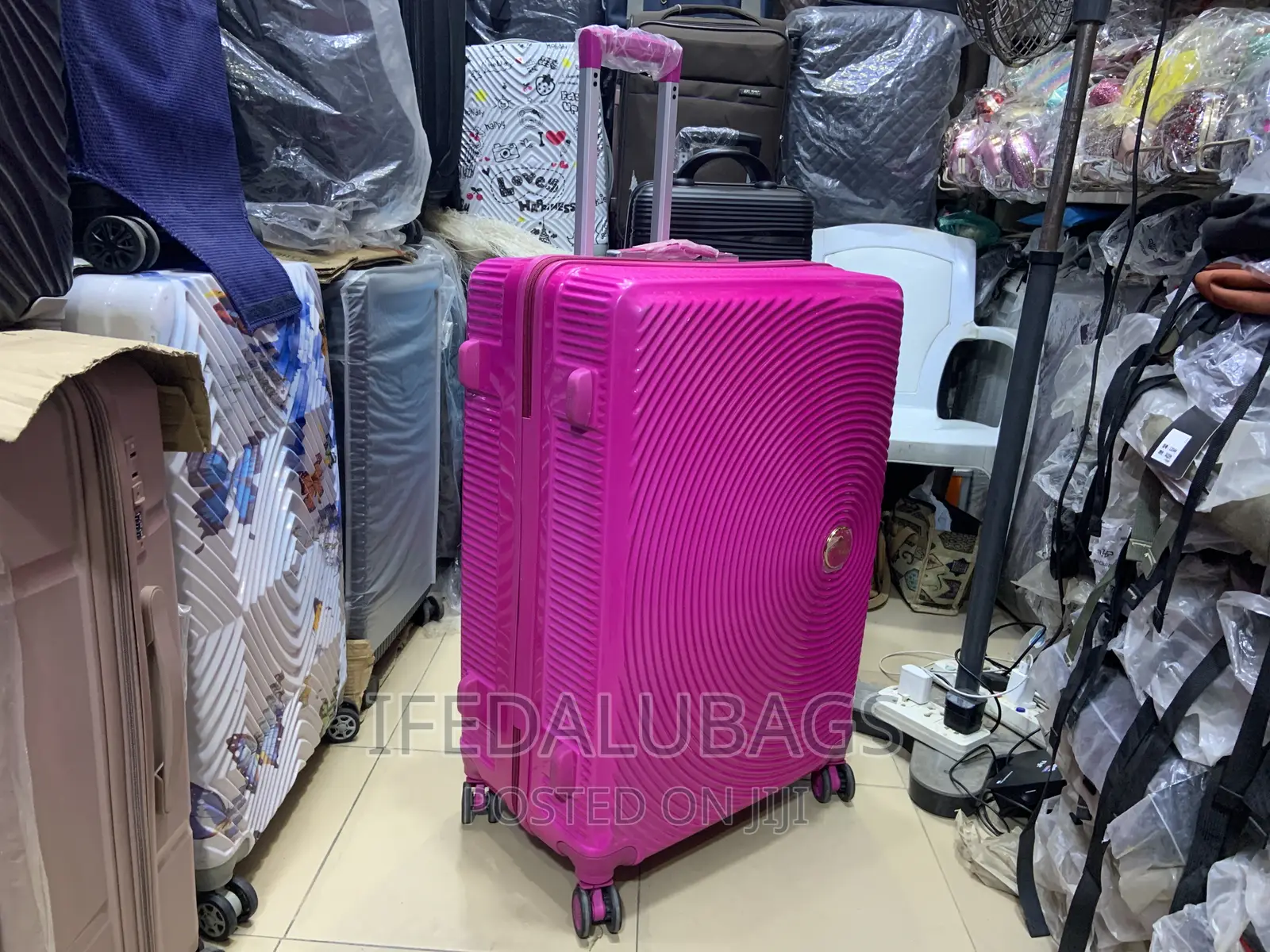 Big Size Pink Quality Plastic Travel Luggage