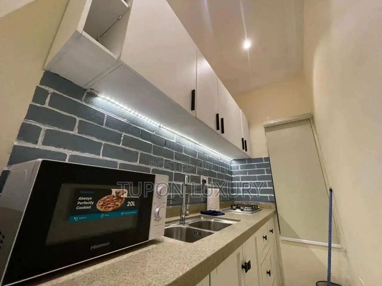 Luxury and Spacious 1 Bedroom Apartment in Lekki