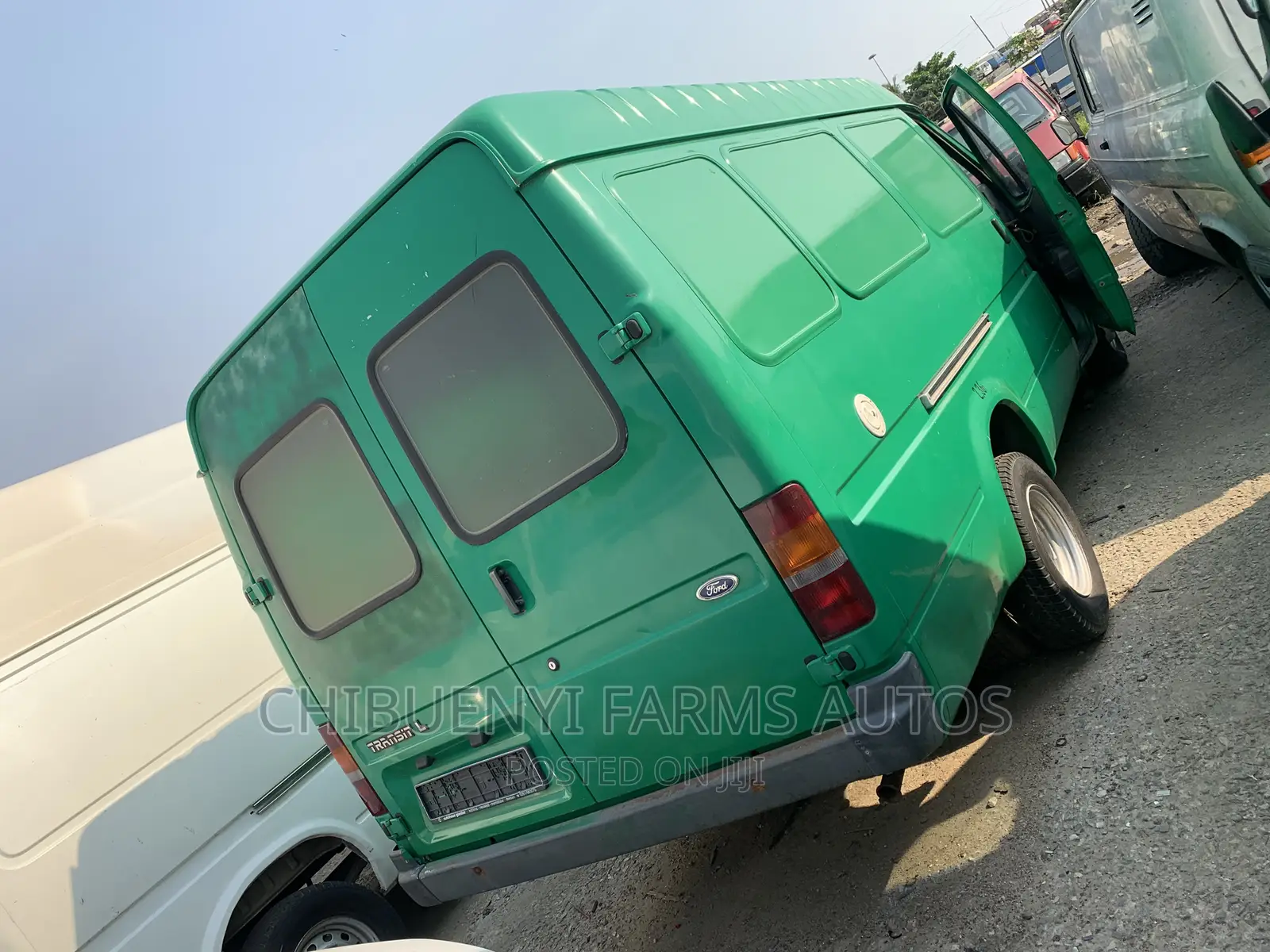 Ford Transit 1999 Green