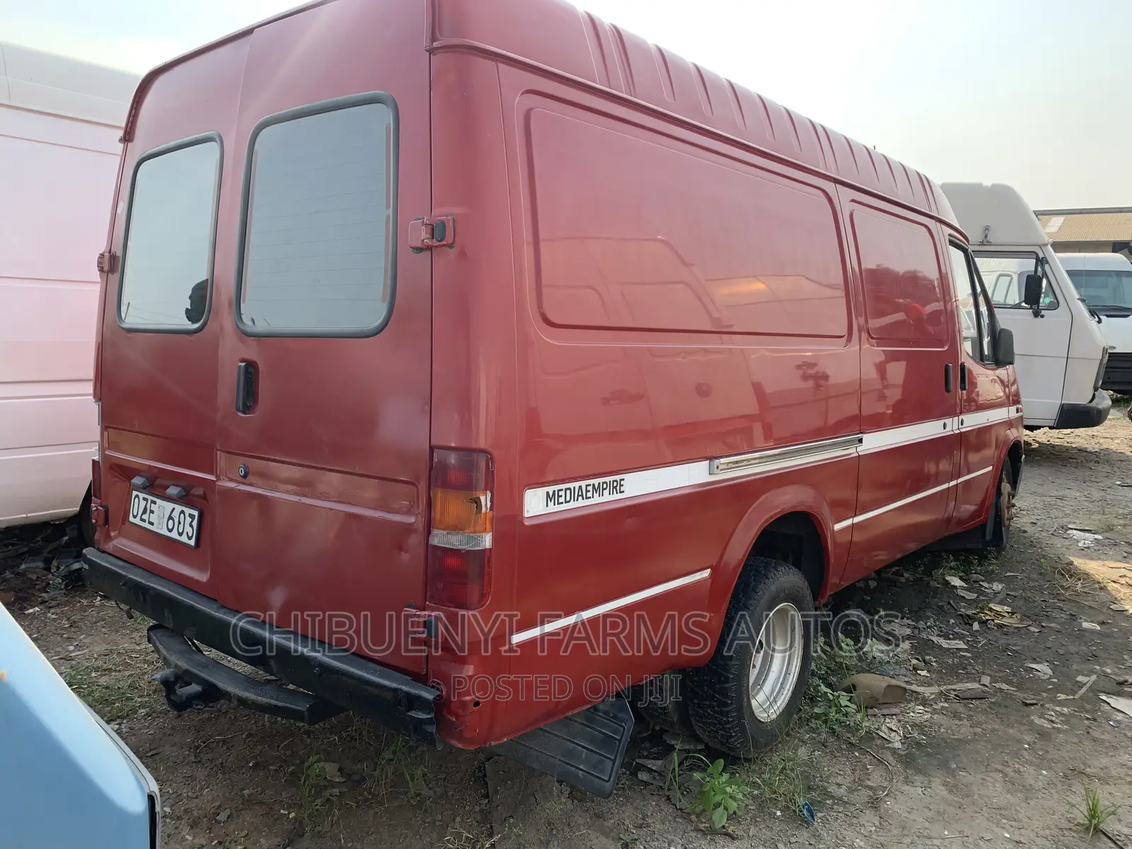 Ford Transit 1999 Red