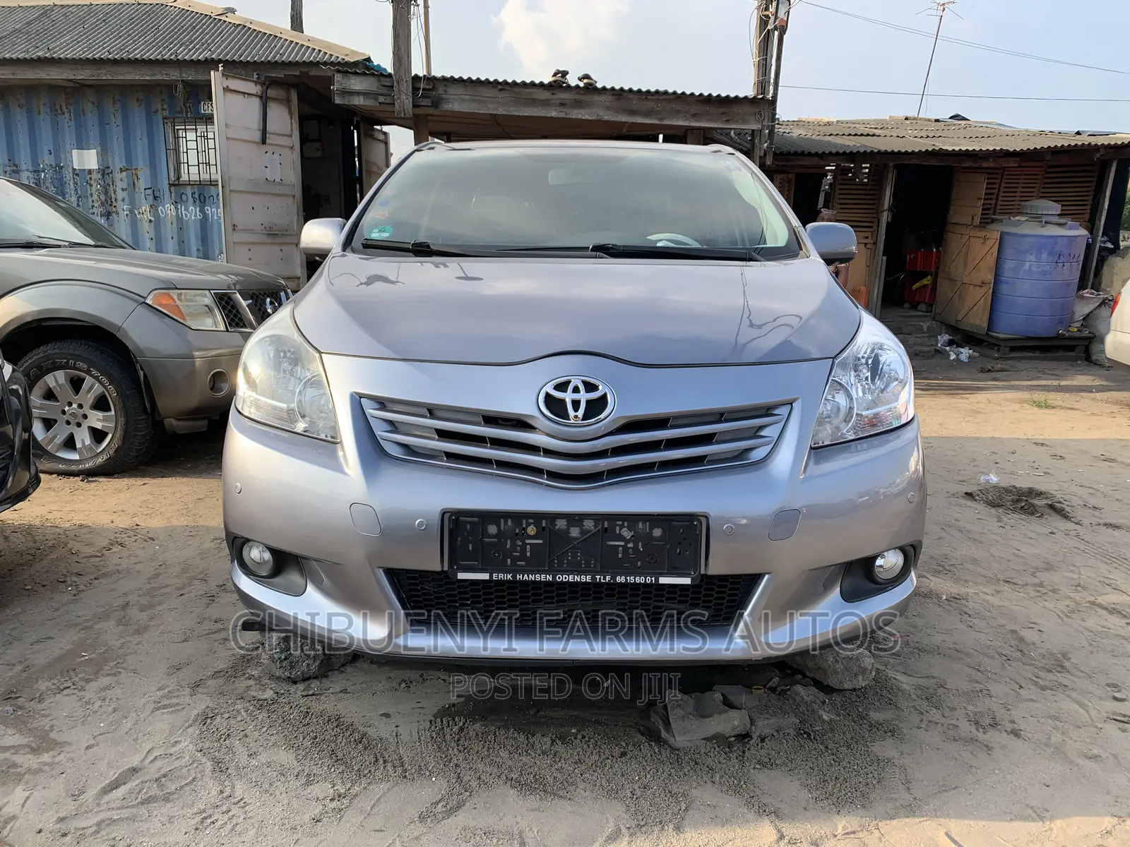 Toyota Verso 2013 Gray