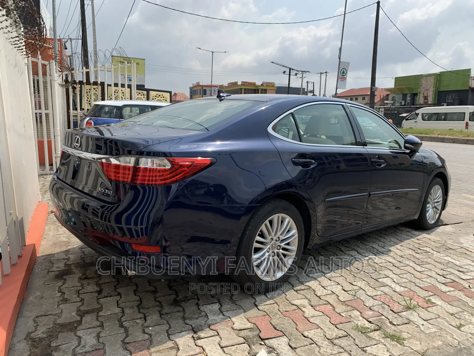Lexus ES 350 FWD 2014 Blue