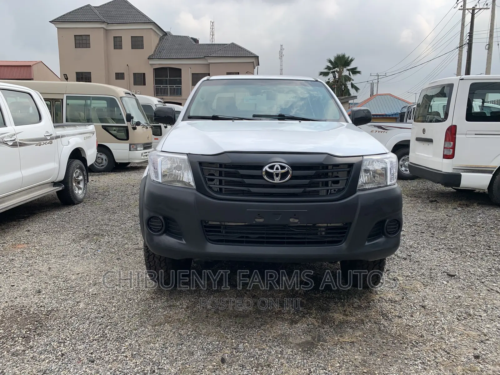 Toyota Hilux SR 4x4 2015 White