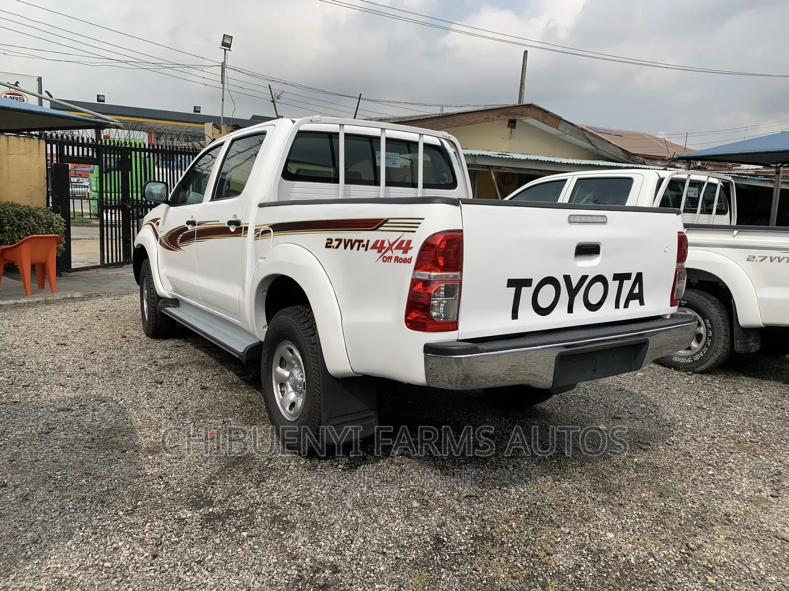 Toyota Hilux SR 4x4 2015 White