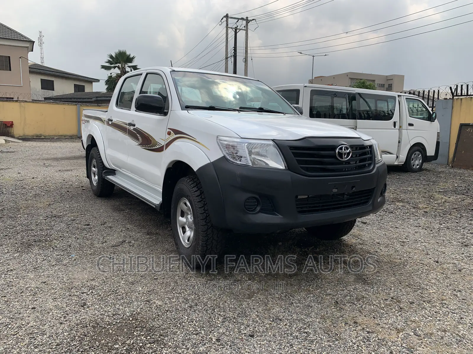 Toyota Hilux SR 4x4 2015 White