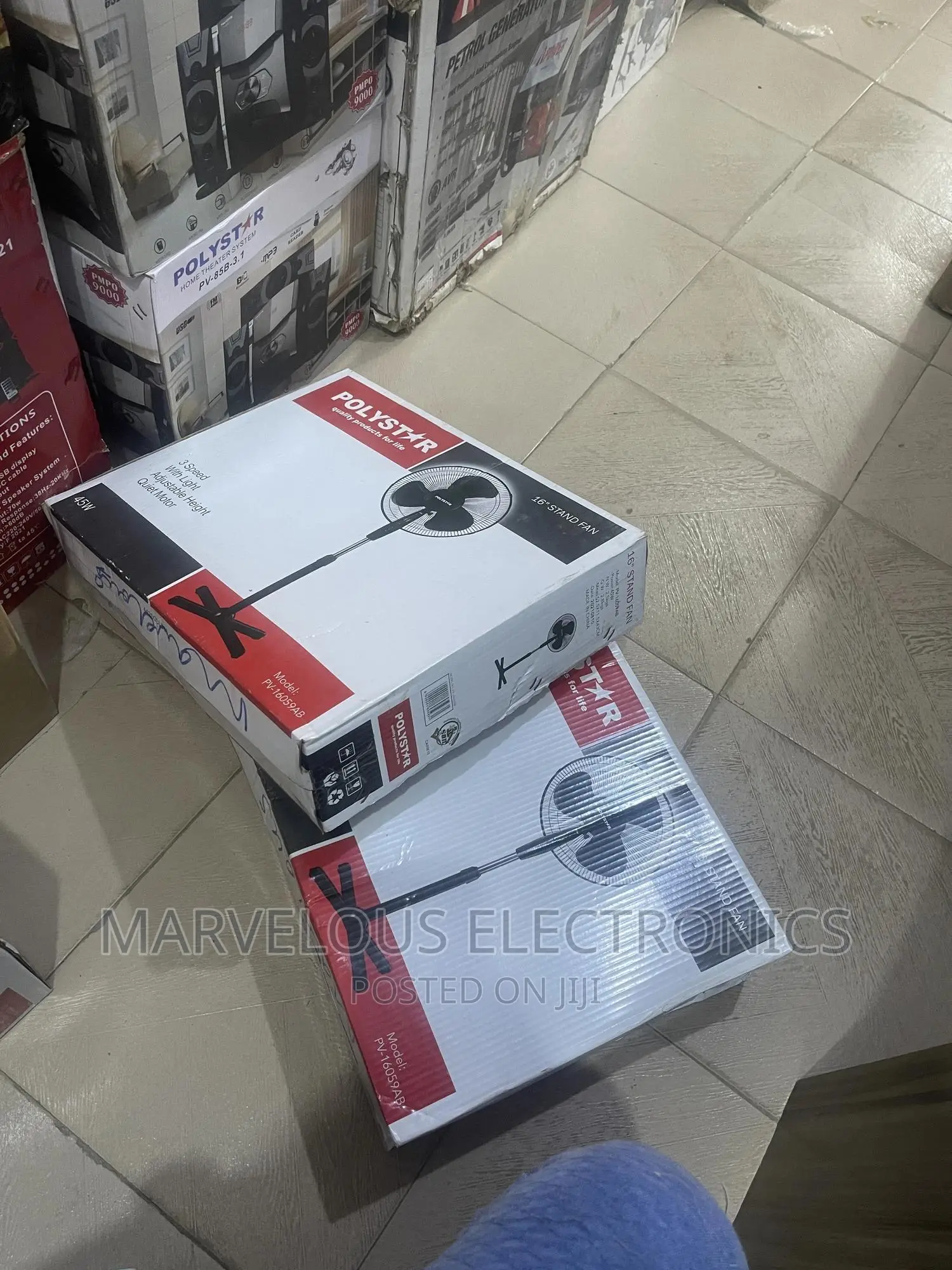 Brand New Polystar 16inch Standing Fan With Light