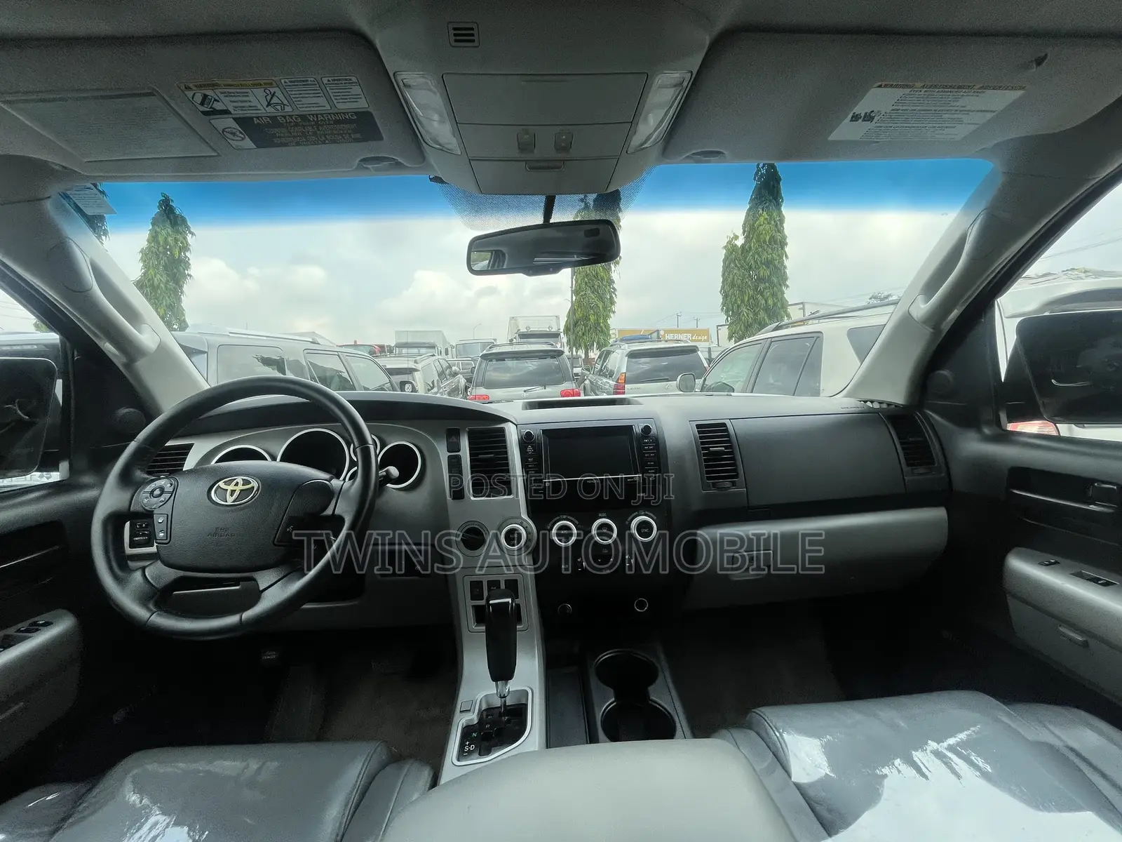 Toyota Sequoia 2010 Silver