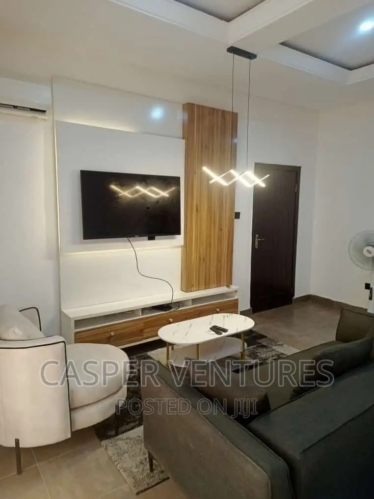 Glamorous and Stylish Apartment