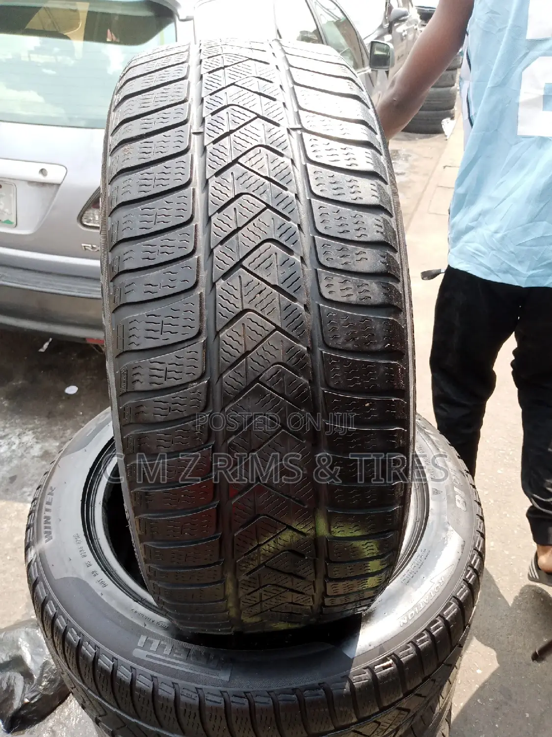 225/55r18 Tokunbo Tires