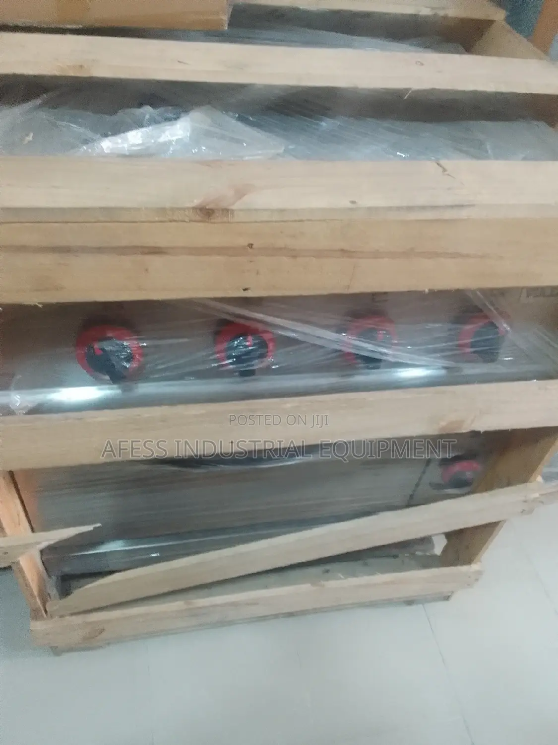Four Gas Burner Sitter With Oven
