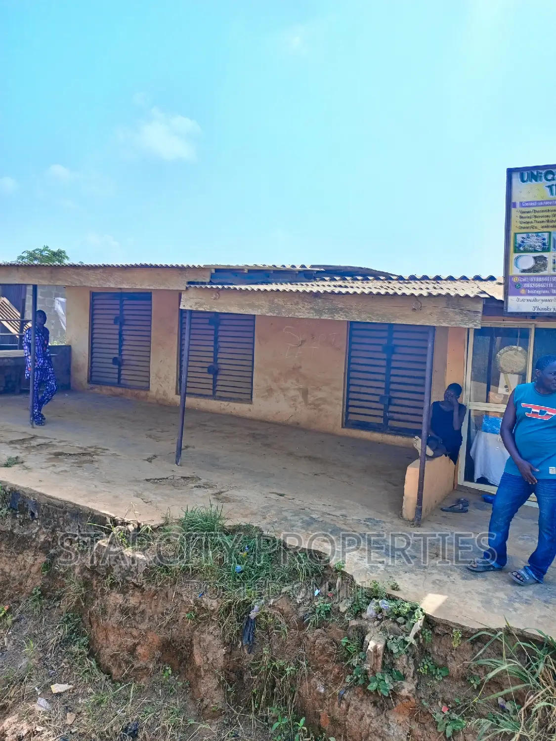 Full Plot of Land in Igboolomu Directly Facing the Road