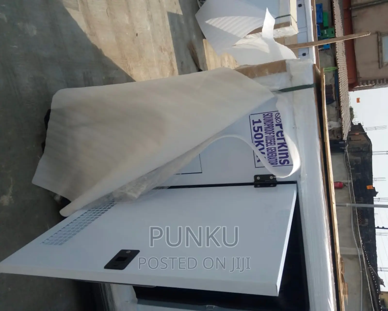 Perkins Soundproof Gen of 150 KVA Full Copper