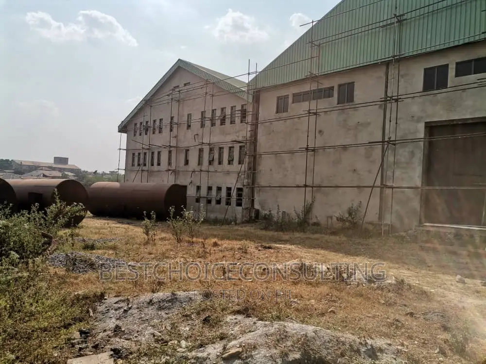 Warehouse of 2,700sqm Along Alomaja Ind. Hub, Old Lg Rd