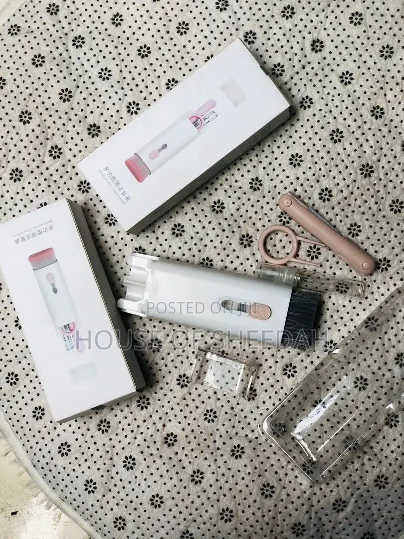 Multifunctional Computer Keyboard Cleaner Brush Kit