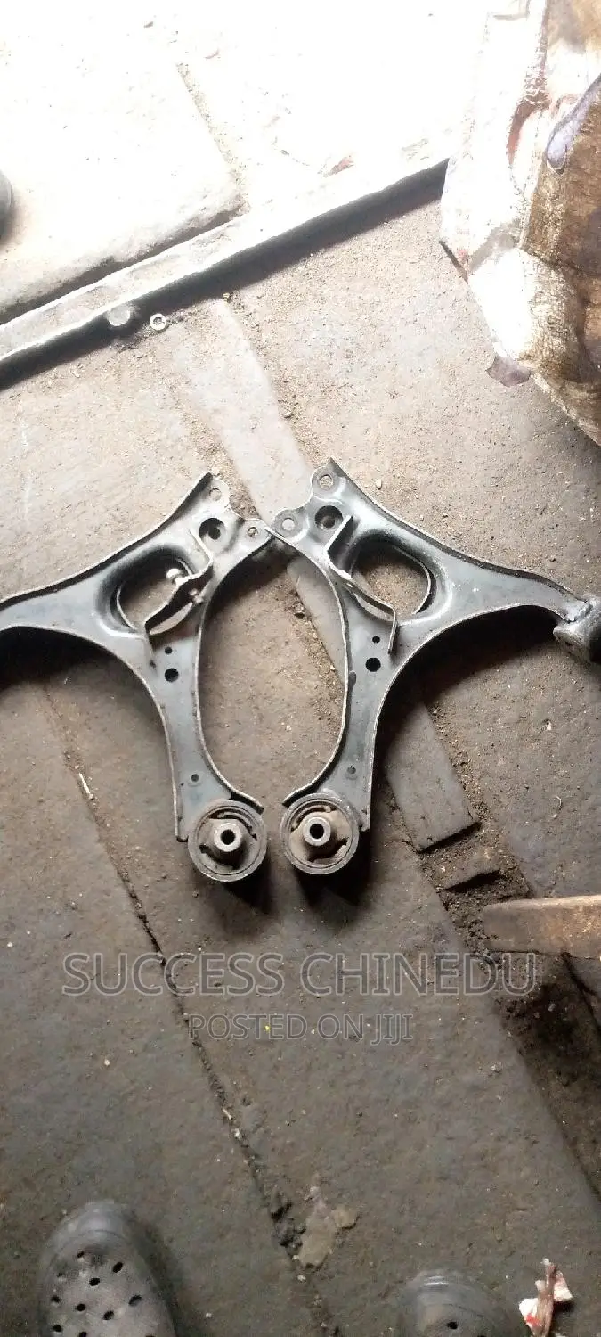 Front Lower Arm for Honda Civic 2006/2012