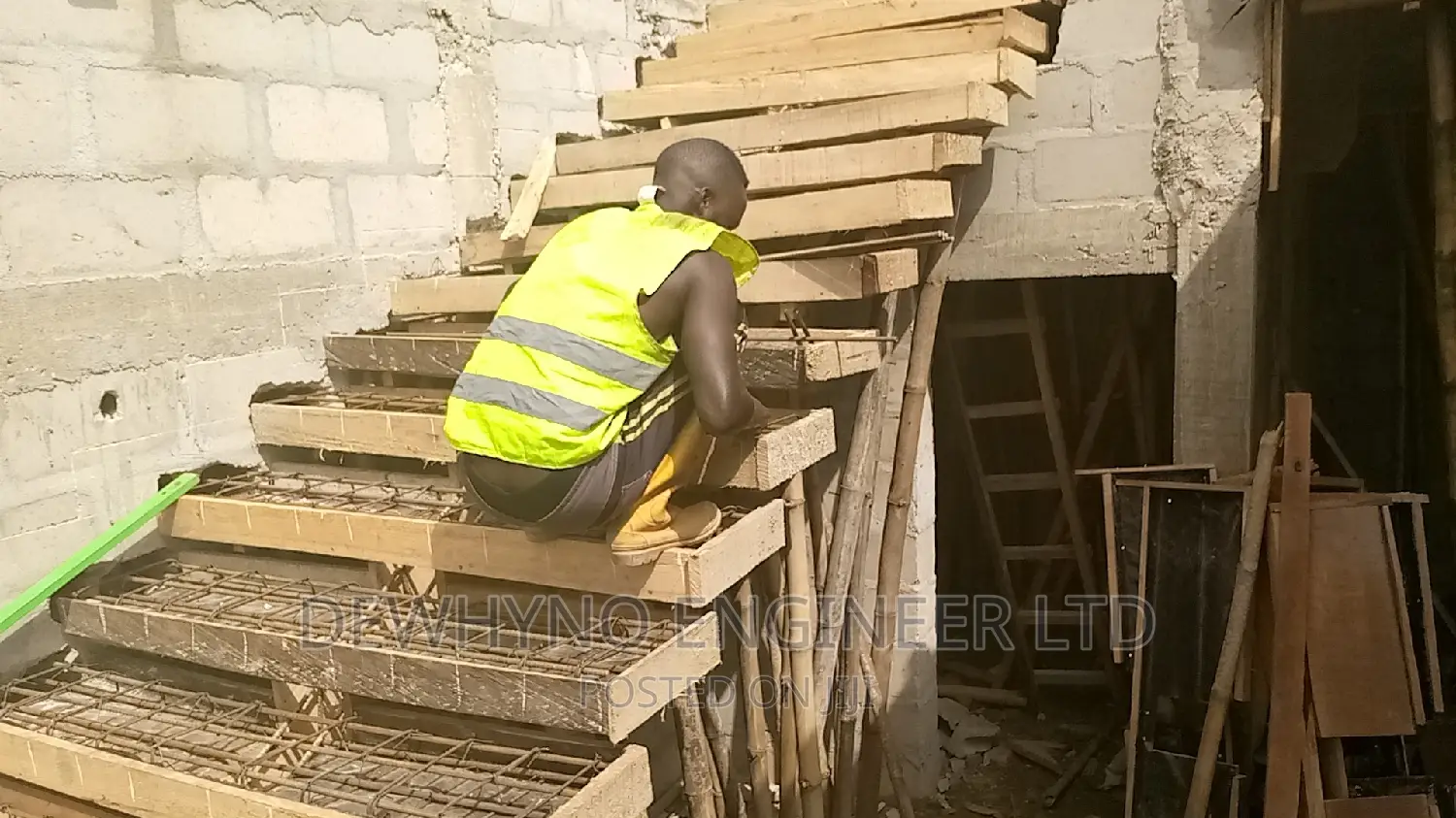 Construction of a Suspended Staircase