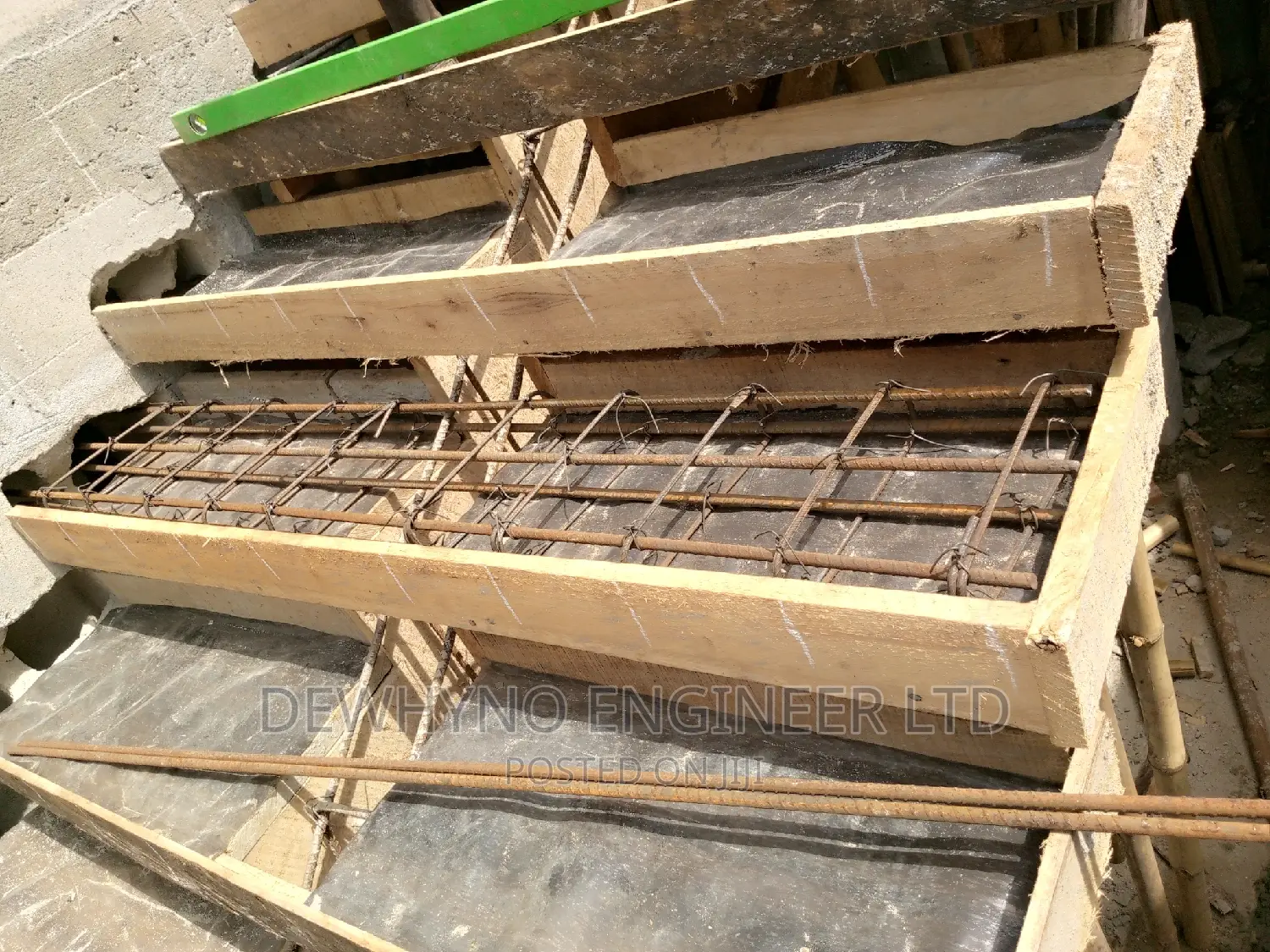 Construction of a Suspended Staircase
