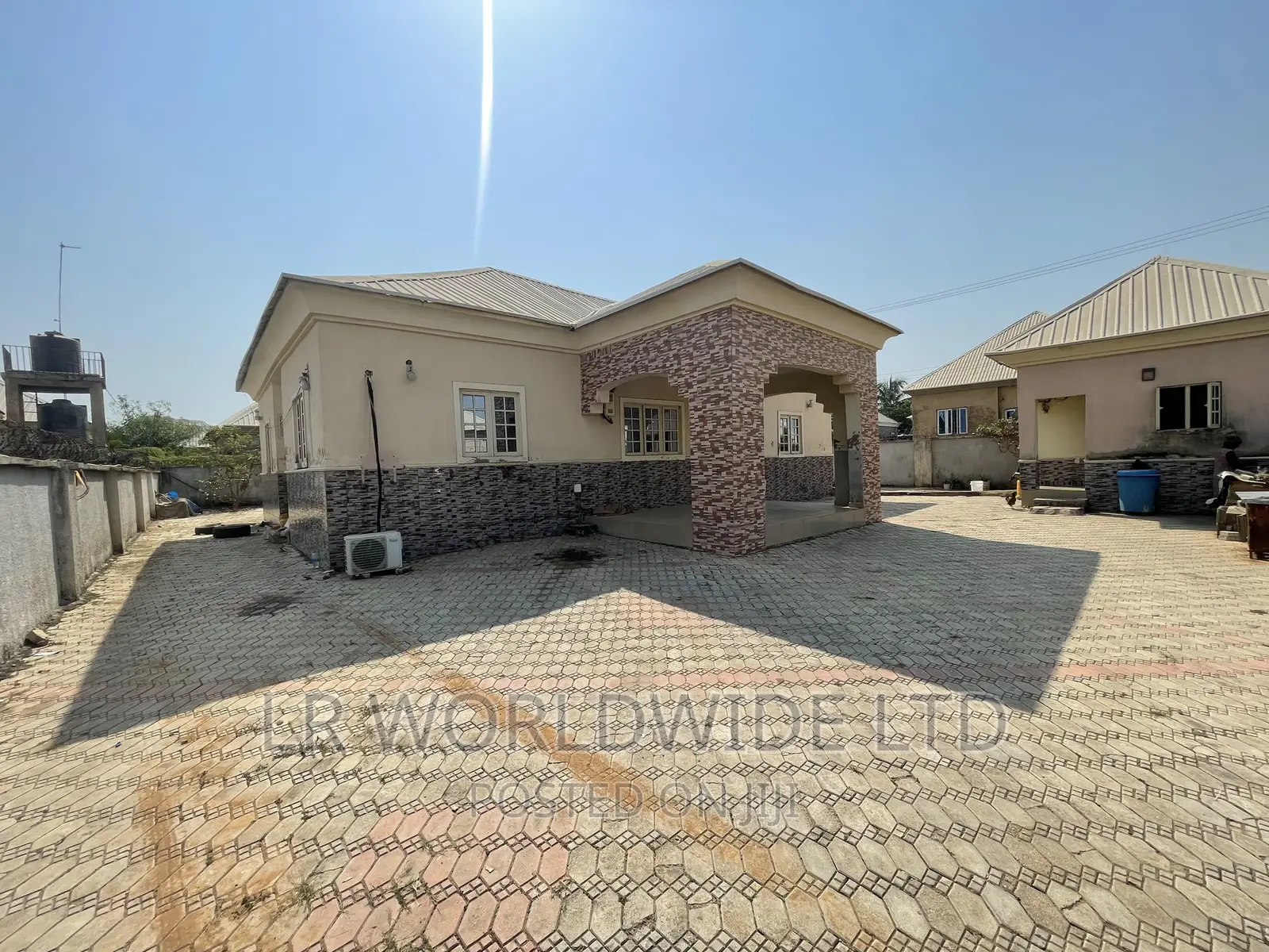 3bdrm Bungalow in Penthouse Estate, Lugbe District for sale