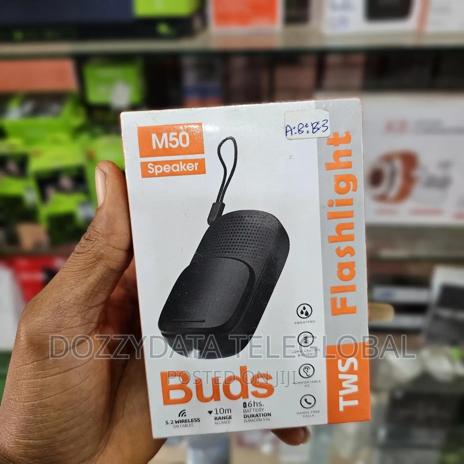 M50 Speaker Buds